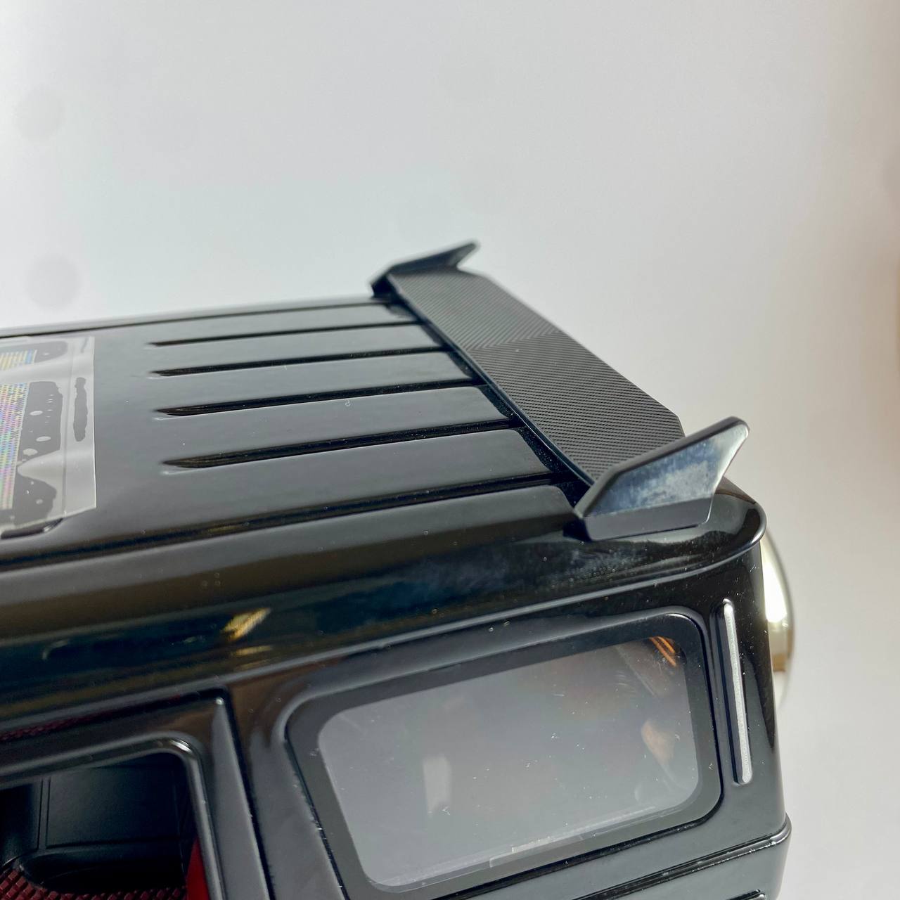 Mercedes-Benz BRABUS G800 1:18 Scale Die-Cast Model Car