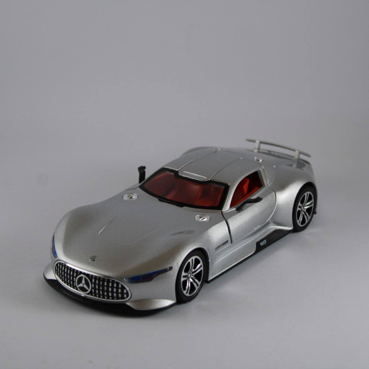 Mercedes-Benz AMG Vision Gran Turismo – 1:24 Scale