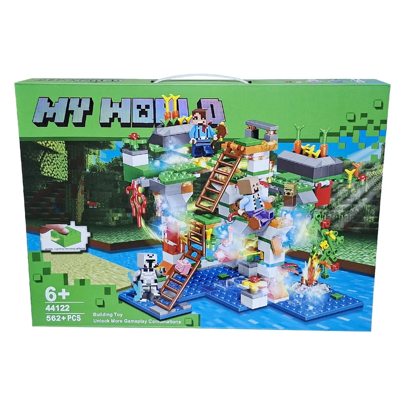 ليجو ماين كرافت My World – 562 قطعة | مغامرة بناء وإبداع مع إضاءة LED