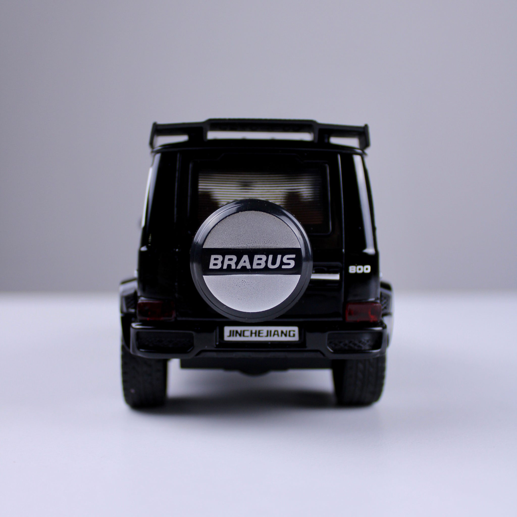 Mercedes G800 – 1:32 Scale