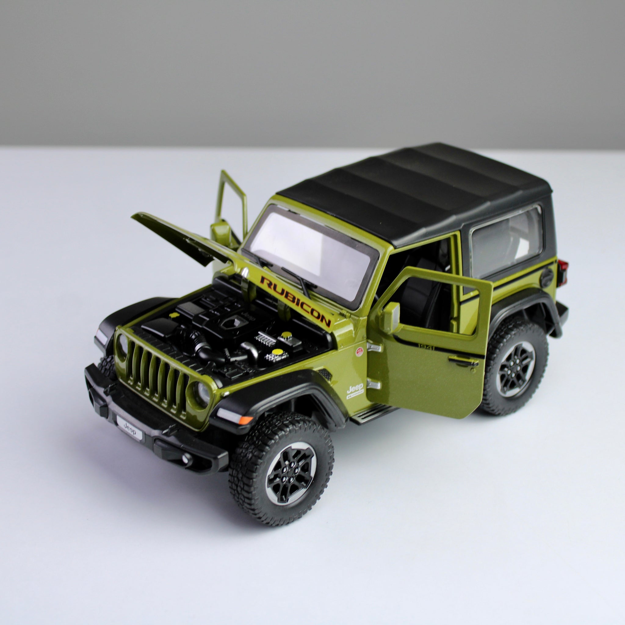 Jeep Wrangler Rubicon 1941 1:24 Die-Cast Model Car