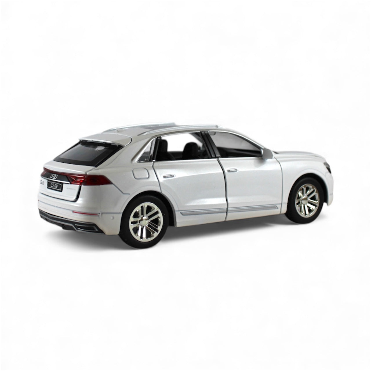 Audi Q8 1:24 Scale Die-Cast Model Car
