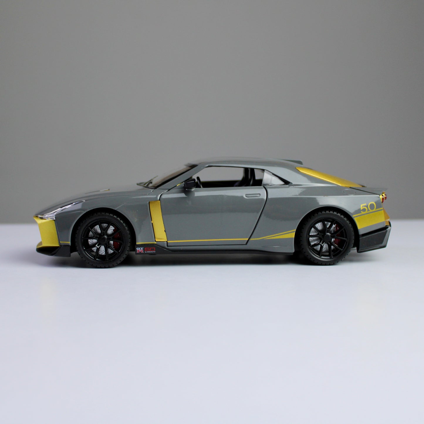Nissan GT-R 50 1:24 Die-Cast Model Car