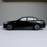 BMW i5 M60 1:24 Die-Cast Model Car