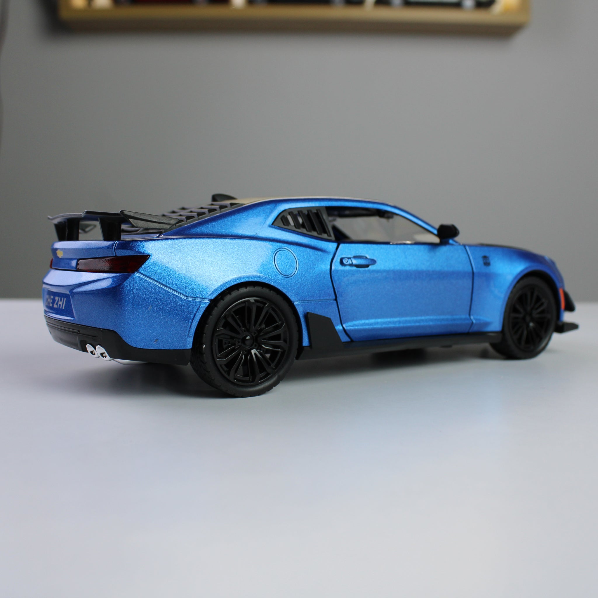 Chevrolet Camaro ZL1 Diecast Model – Sport Car Replica (1:24)