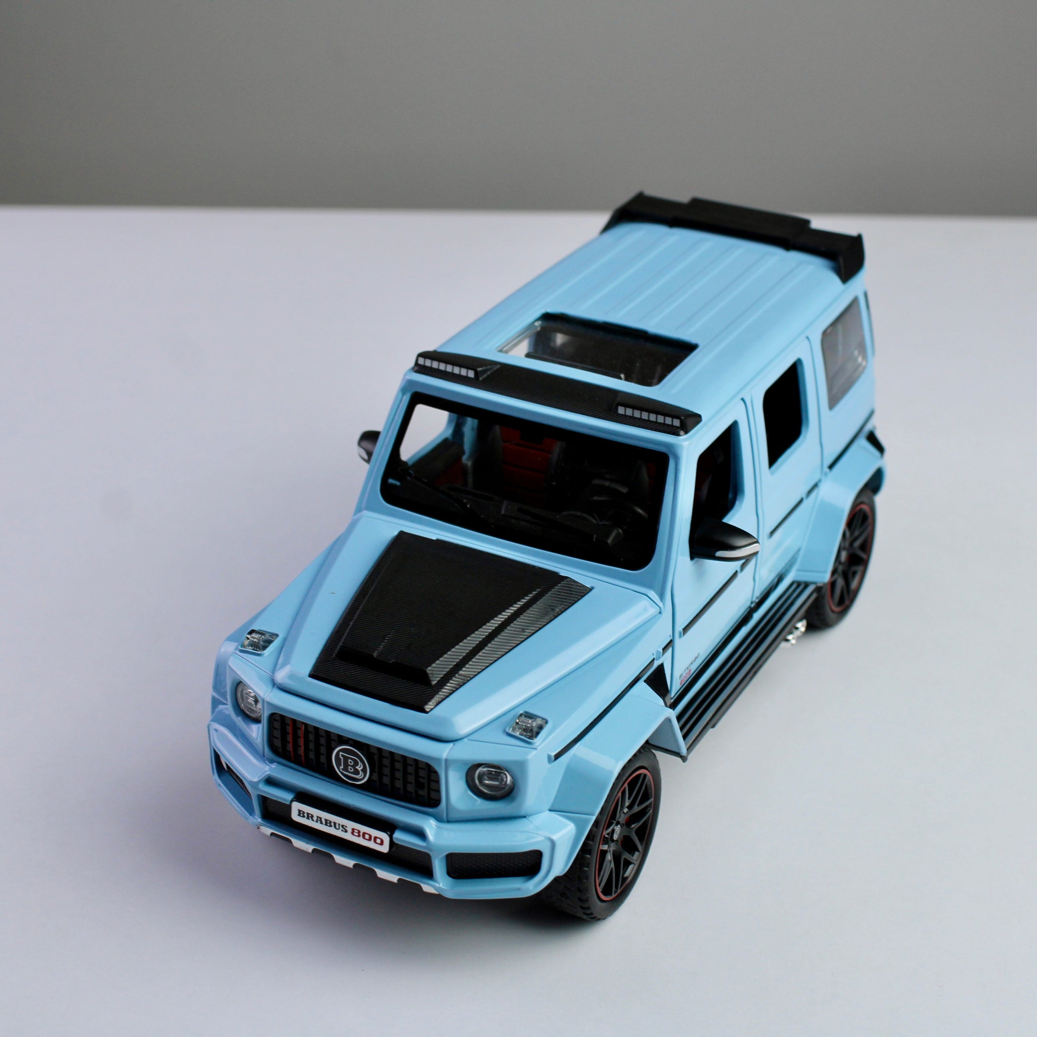 Mercedes G800 Brabus 1:24 Die-Cast Model Car