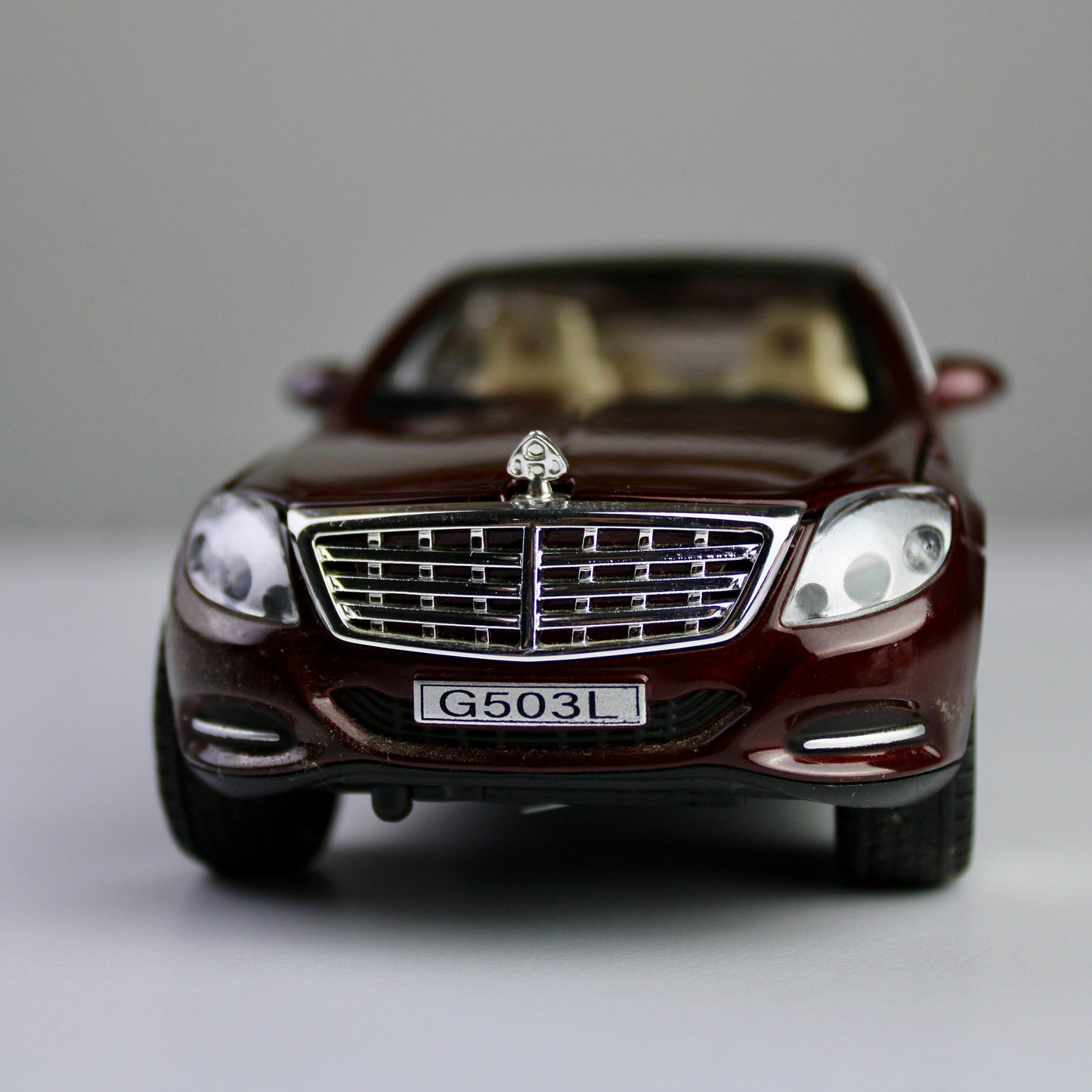Mercedes-Benz Maybach S600 Die-Cast Model Car – 1:24 Scale