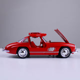 Mercedes-Benz 300SL 1:32 Scale Die-Cast Model Car