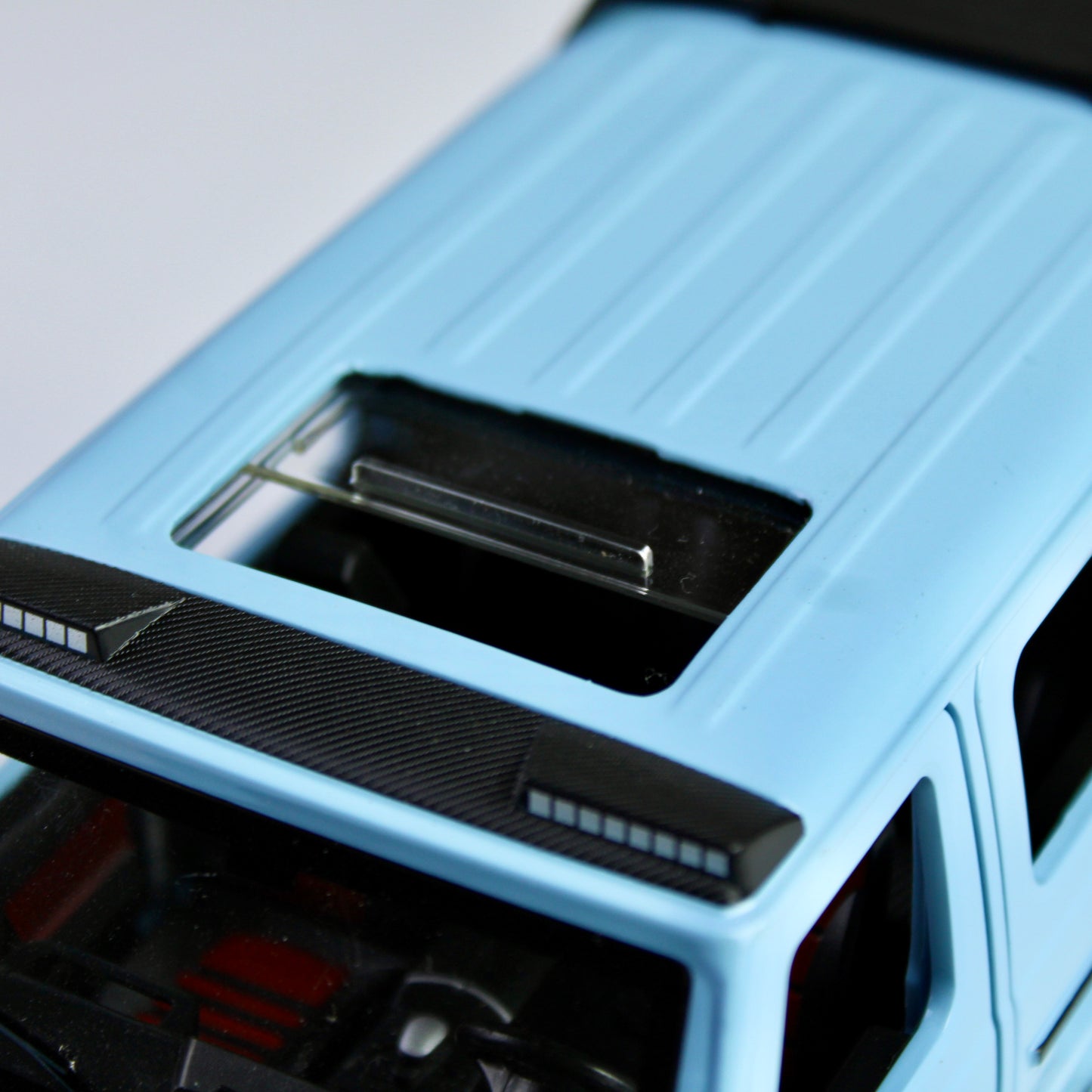 Mercedes G800 Brabus 1:24 Die-Cast Model Car