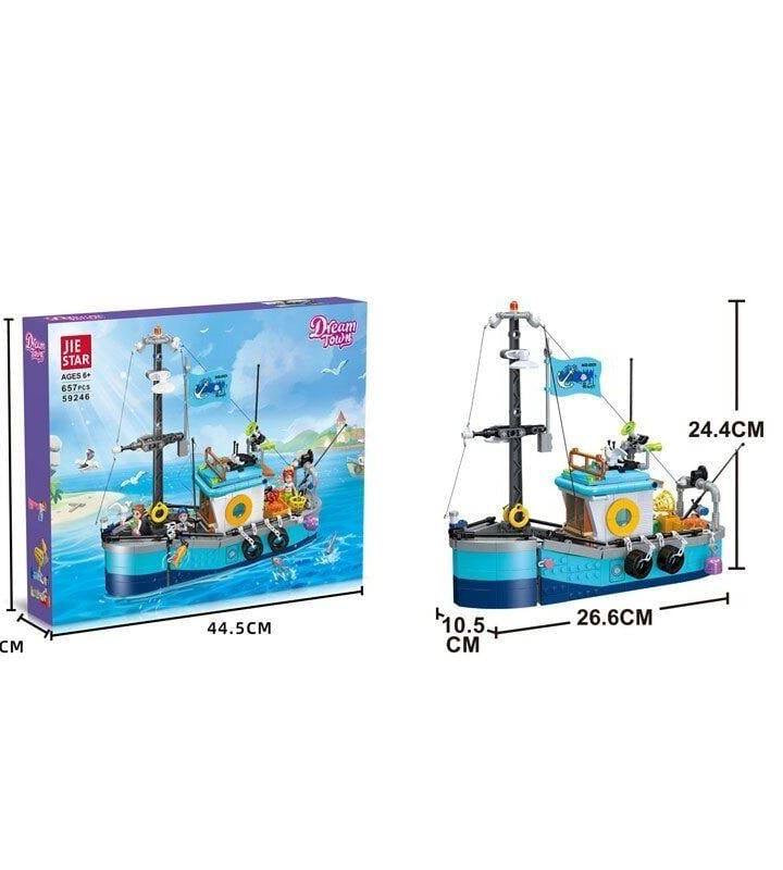 Fishing Boat Building Set – JIE STAR Dream Town (657 Pieces)