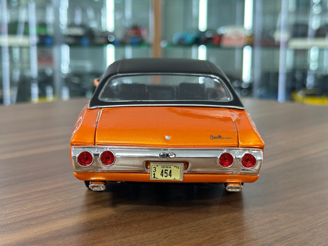 Maisto Chevrolet Chevelle SS 454 1971 1:18 Die-Cast Model Car