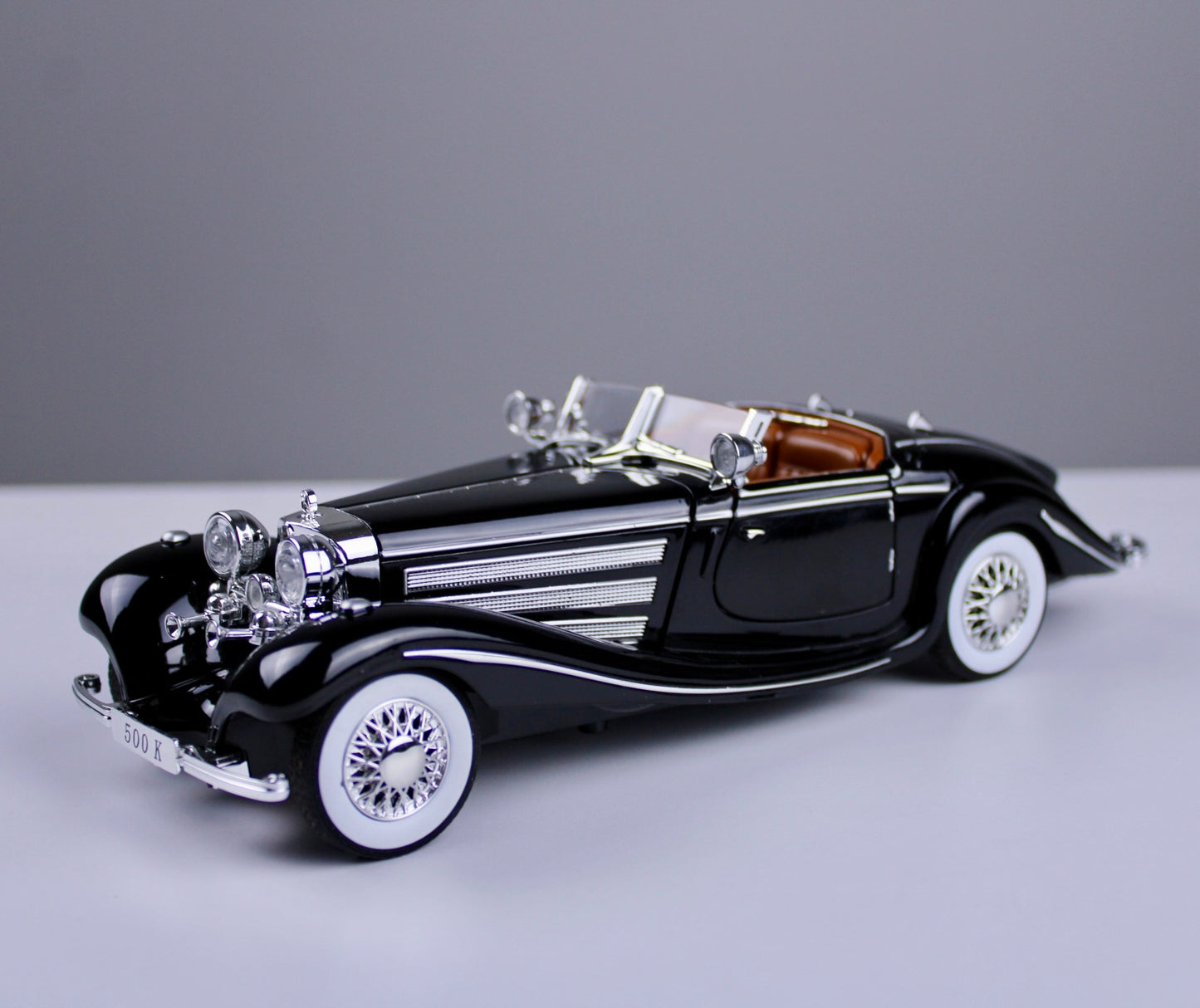 سيارة مرسيدس كلاسيك 500K المعدنية بمقياس 1:24