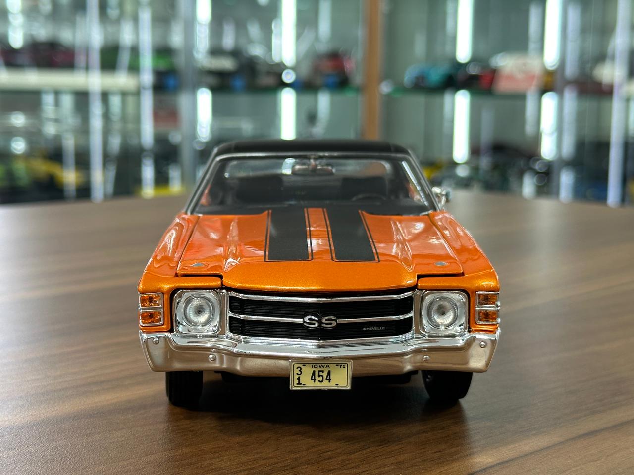 Maisto Chevrolet Chevelle SS 454 1971 1:18 Die-Cast Model Car
