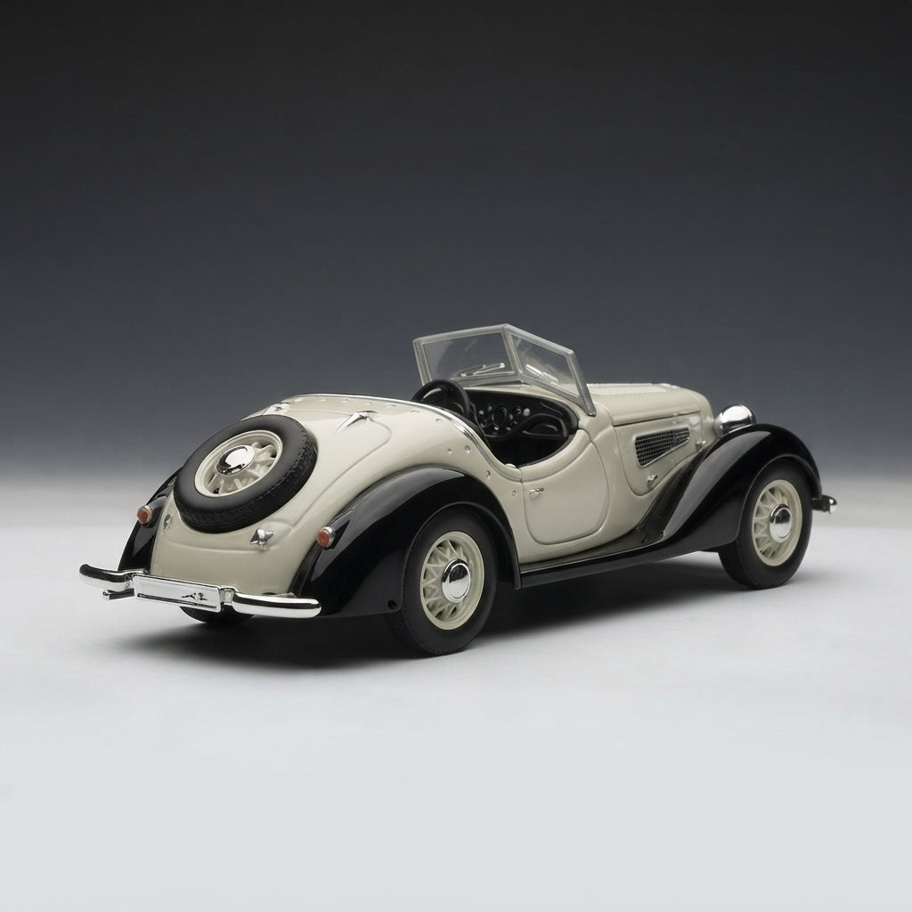 Audi Rover W25K Roadster Diecast Model – Classic Car (1:32)