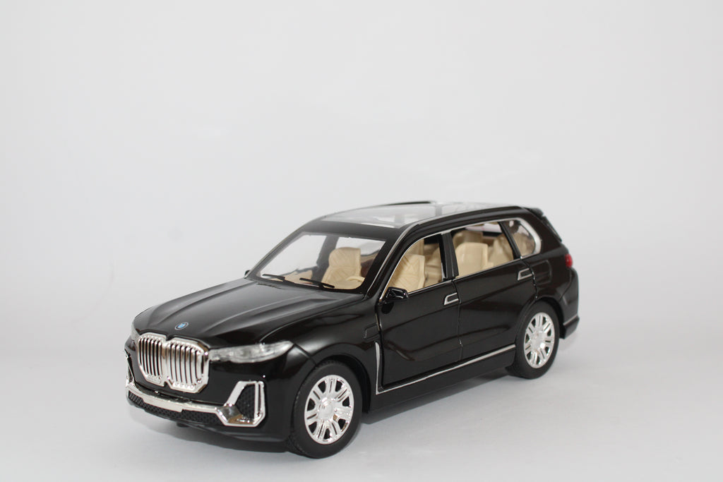 سيارة BMW X7 المعدنية بمقياس 1:24