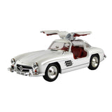 Mercedes-Benz 300SL 1:24 Die-Cast Model
