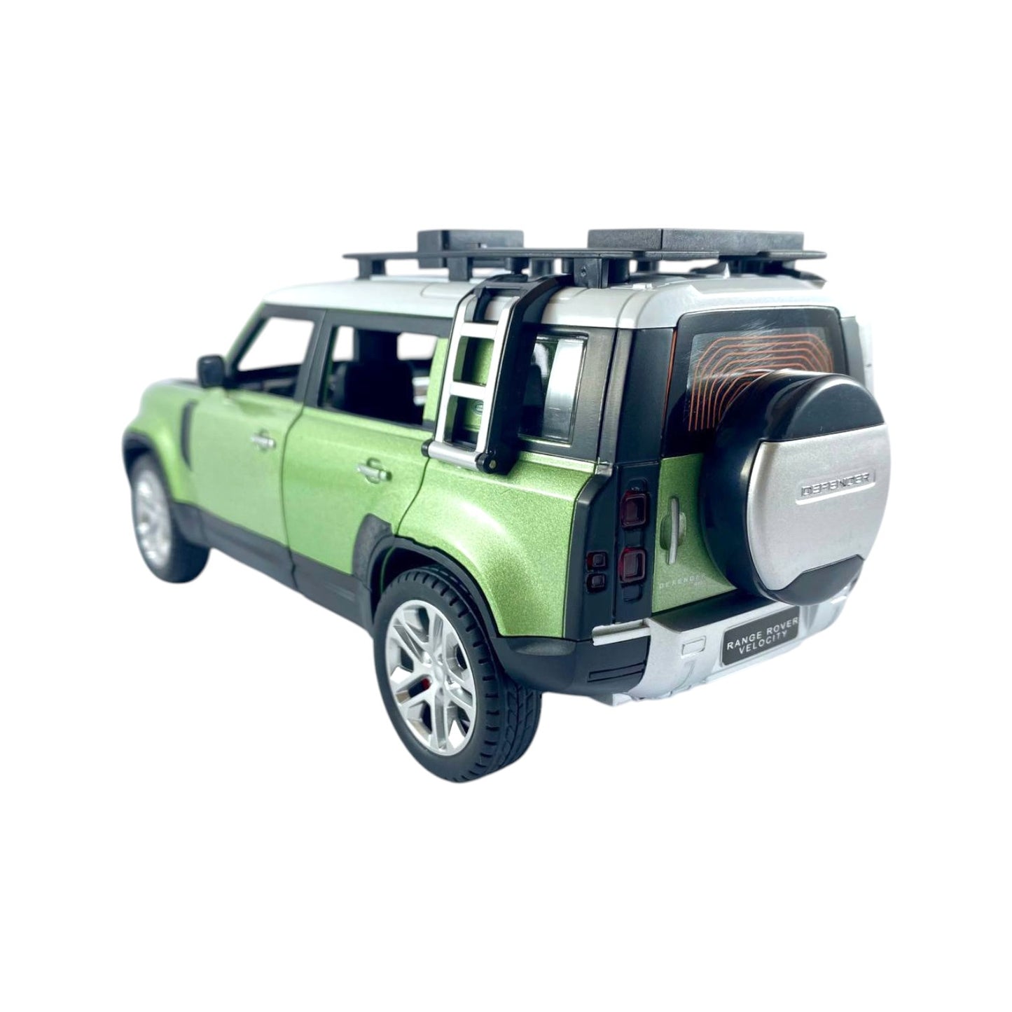 Land Rover Defender Die-cast Model Car – 1:24 Scale