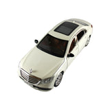 Mercedes-Benz E300 Diecast Model Car – 1:24