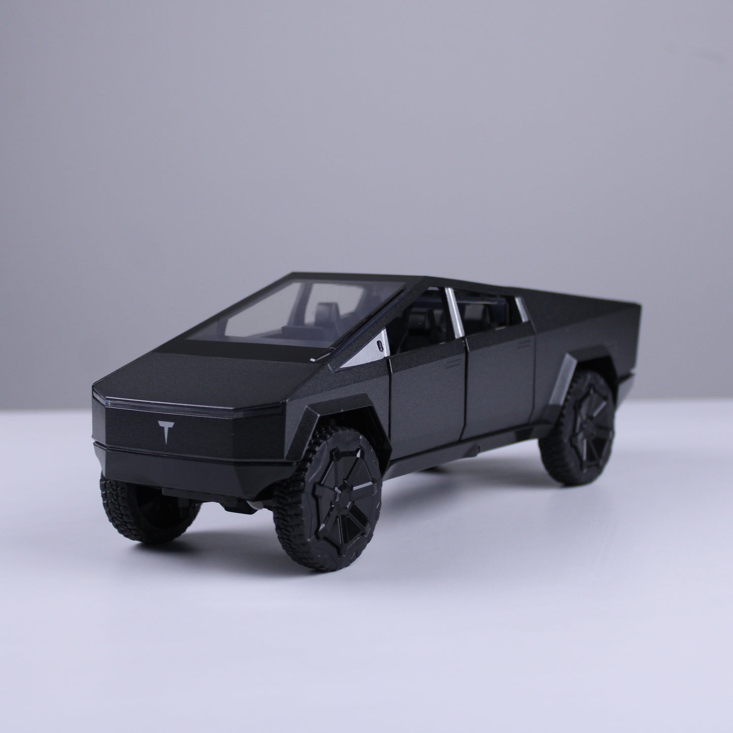 نموذج مصغر لشاحنة تسلا سايبر بمقياس 1:24