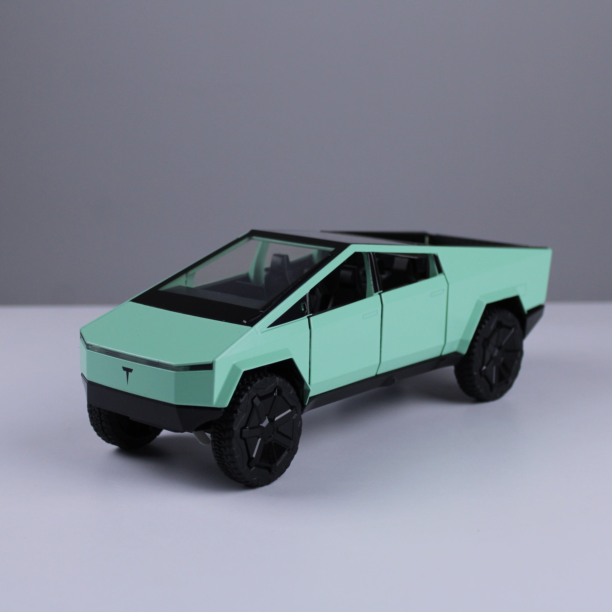 نموذج مصغر لشاحنة تسلا سايبر بمقياس 1:24