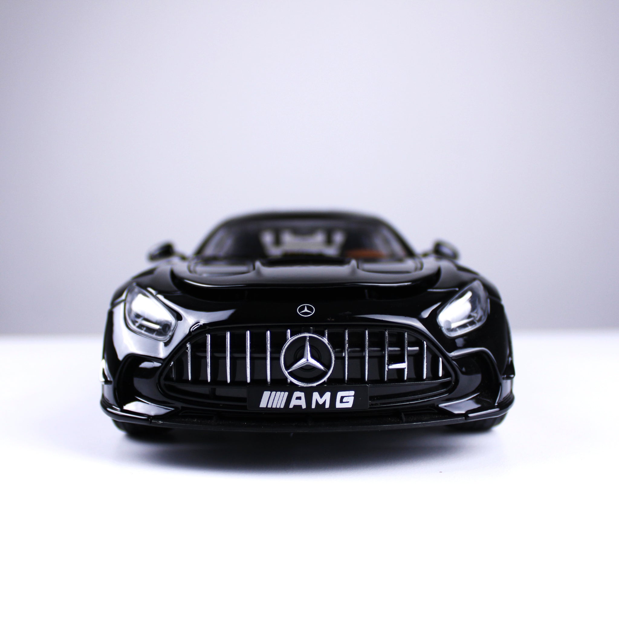 Mercedes-Benz AMG GT Black Series Die-Cast Model – 1:18