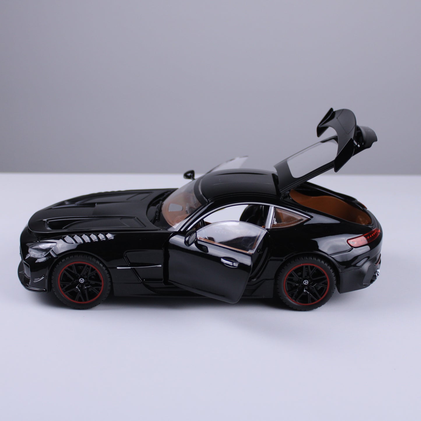 Mercedes-Benz AMG GT Black Series Die-Cast Model – 1:18