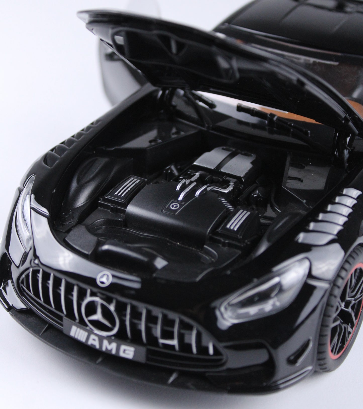 Mercedes-Benz AMG GT Black Series Die-Cast Model – 1:18