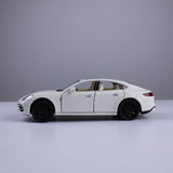 نموذج مصغر من بورش باناميرا - بمقياس 1:24