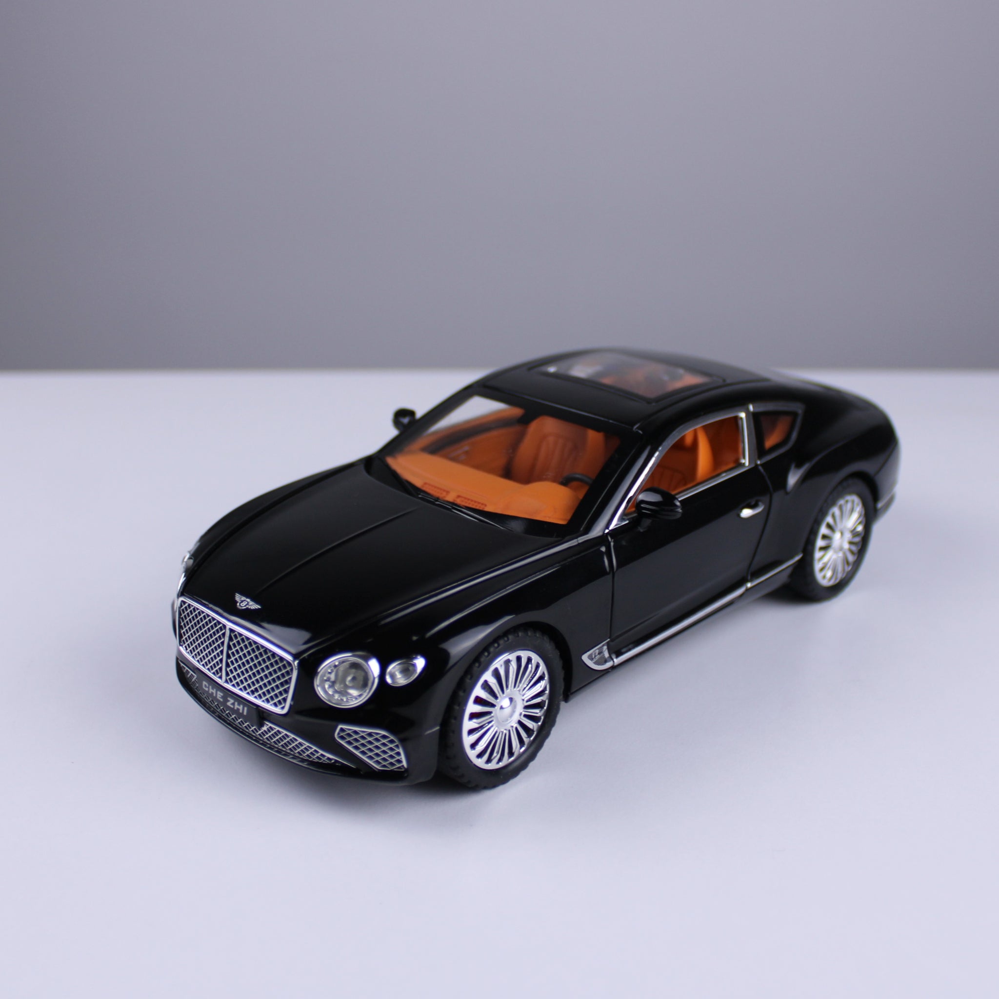 نموذج مصغر من سيارة بنتلي كونتيننتال جي تي - بمقياس 1:24 