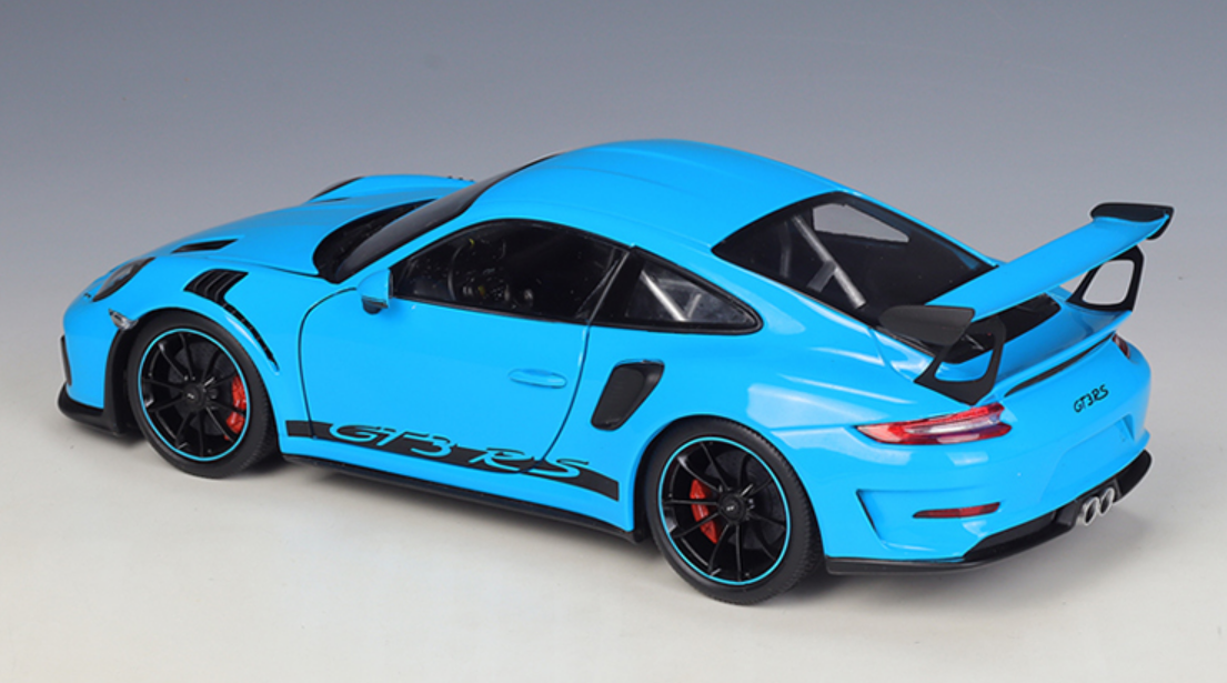 نموذج ويللي بورشه 911 GT3 RS المصبوب 1:18 - إصدار جي تي أوتوز (997)