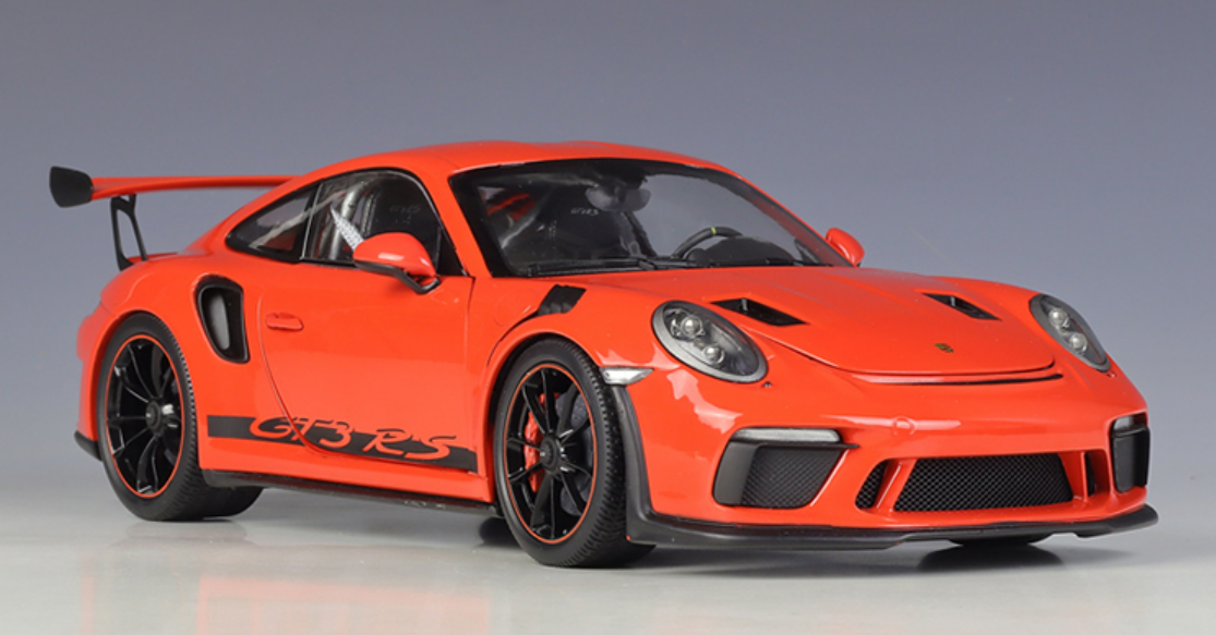 نموذج ويللي بورشه 911 GT3 RS المصبوب 1:18 - إصدار جي تي أوتوز (997)