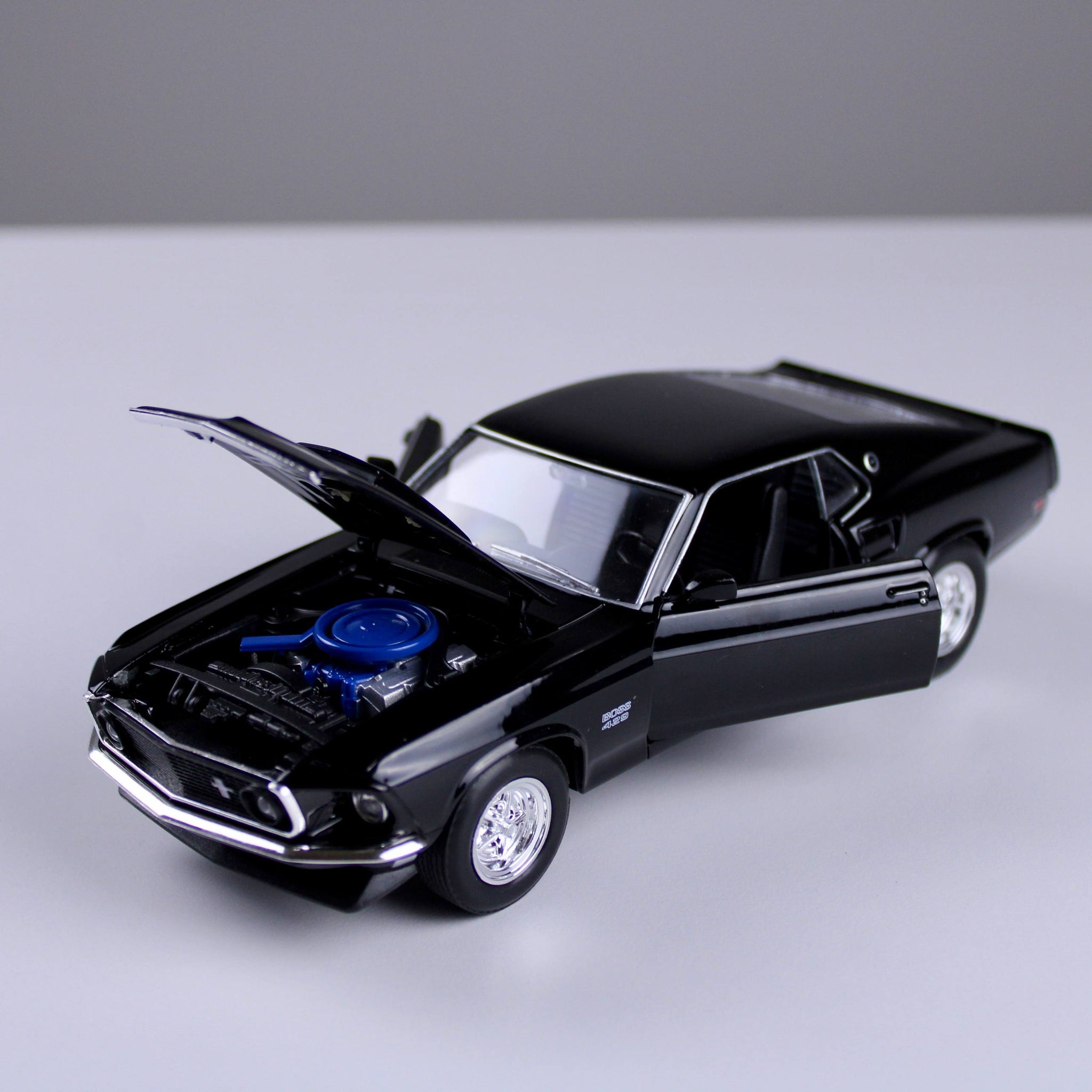 مجسم سيارة فورد موستانج بوس 429 – لون أسود