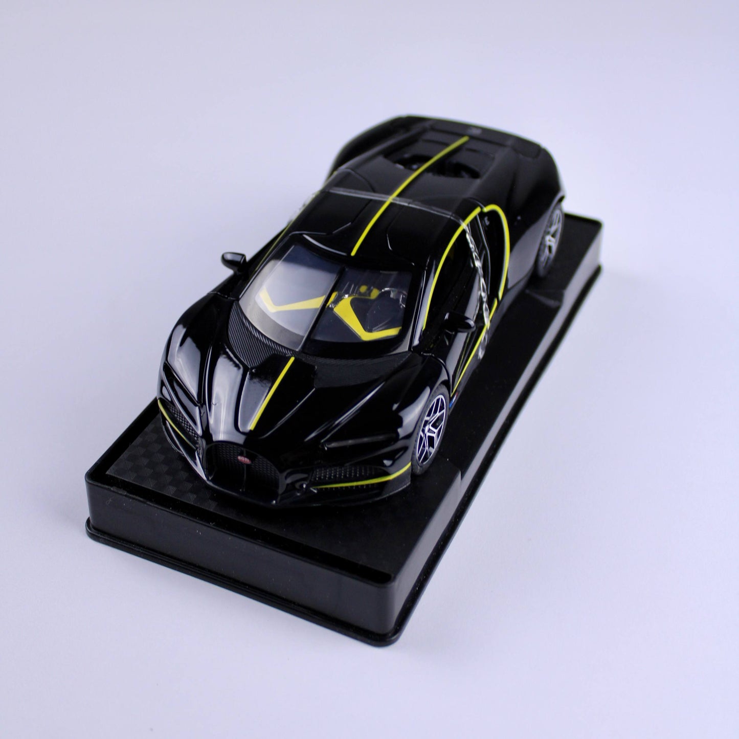 مجسم سيارة بوجاتي توربيون