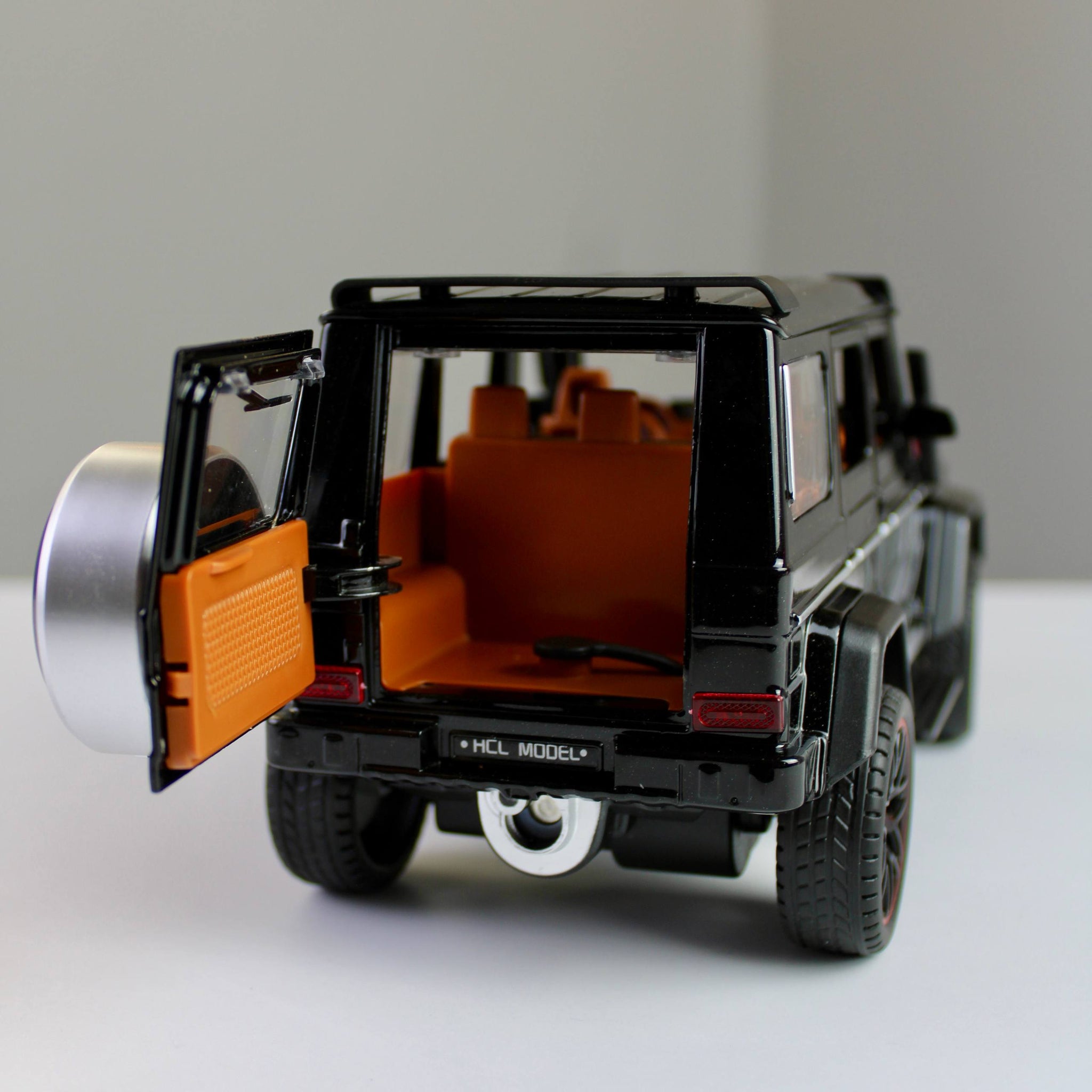 مجسم مرسيدس G-Class بالريموت كنترول – مقاس 1:22