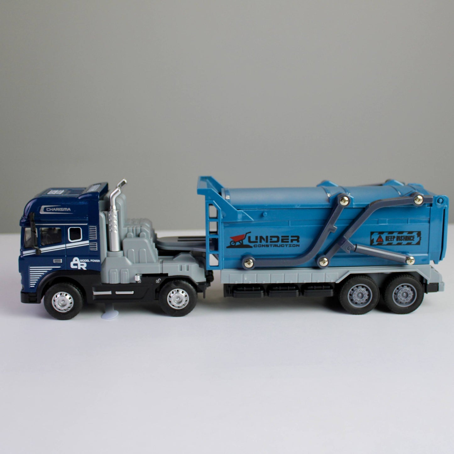 Vardem Transport Truck Diecast Model – Light, Sound