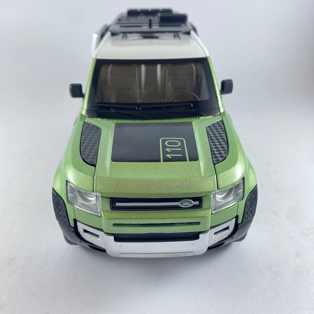 Land Rover Defender Die-cast Model Car – 1:24 Scale