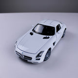 Mercedes-Benz SLS AMG Die-Cast Model Car – White