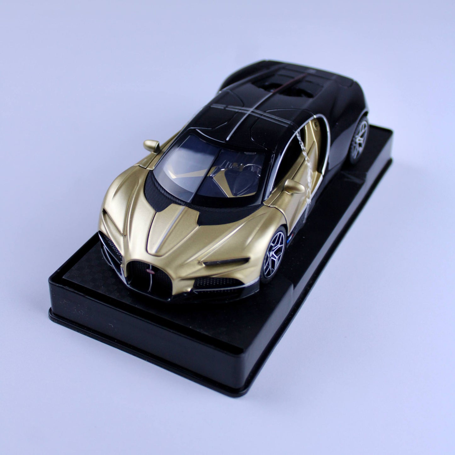 مجسم سيارة بوجاتي توربيون