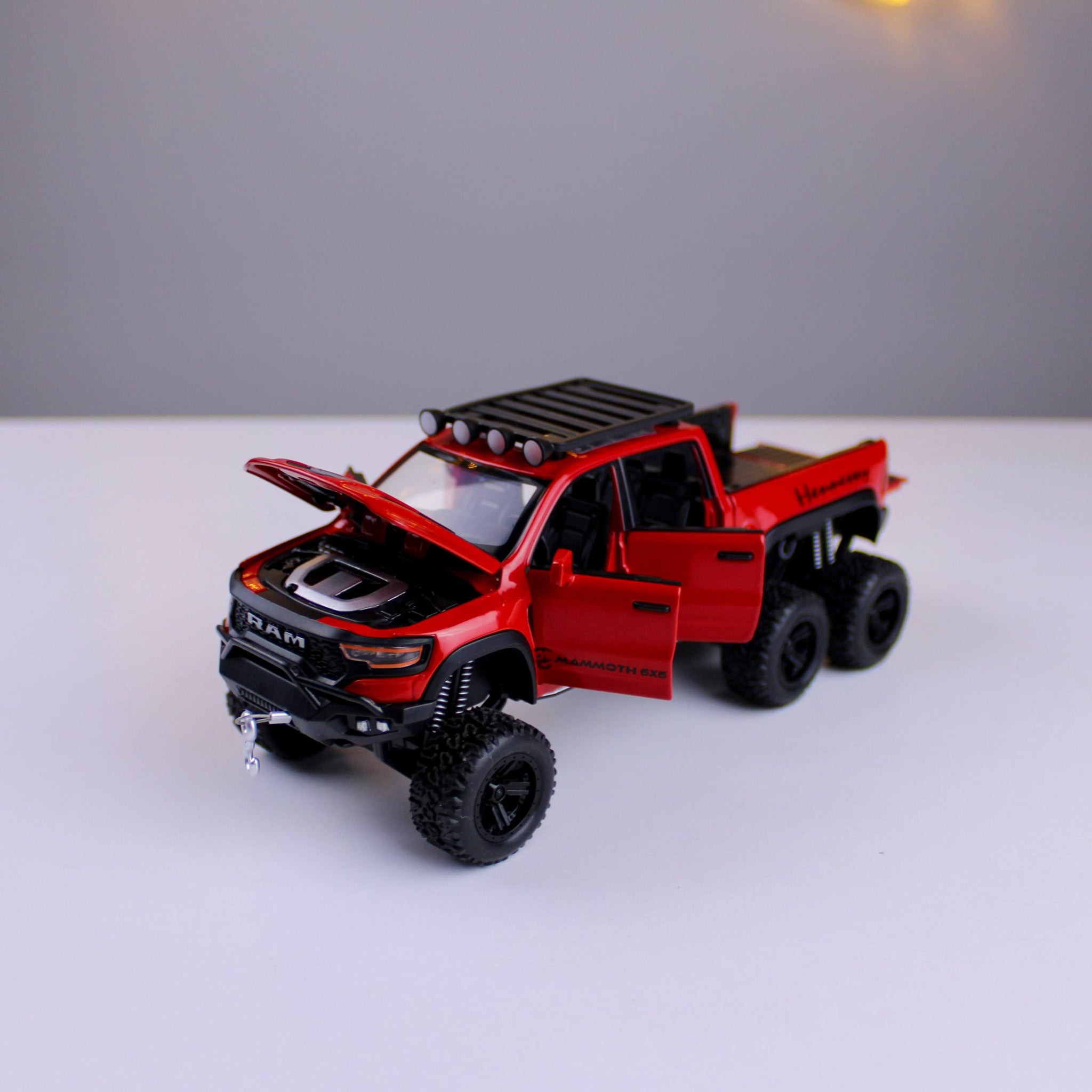 RAM Die-Cast Model Car – 1:32 Scale