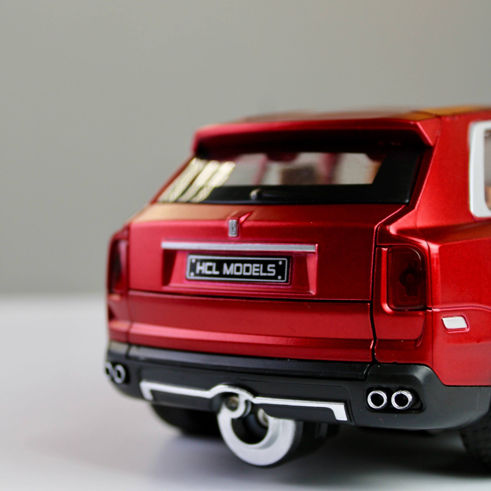 مجسم رولز رويس كولينان بالريموت كنترول – مقاس 1:22