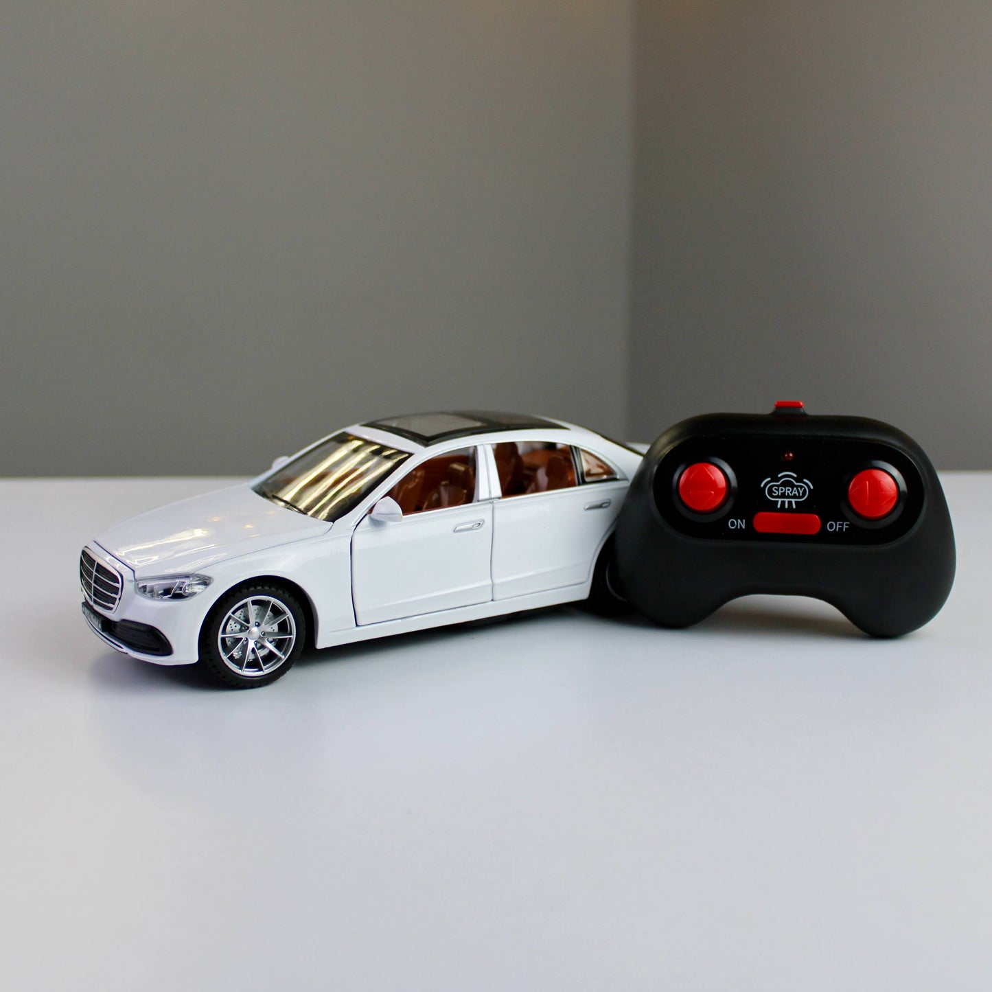R/C Mercedes S-Class Diecast Model – 1:22 Scale