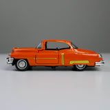 Classic Cadillac Die-Cast Model Car – 1:32 Scale
