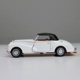 Classic Die-Cast Model Car – 1:32 Scale