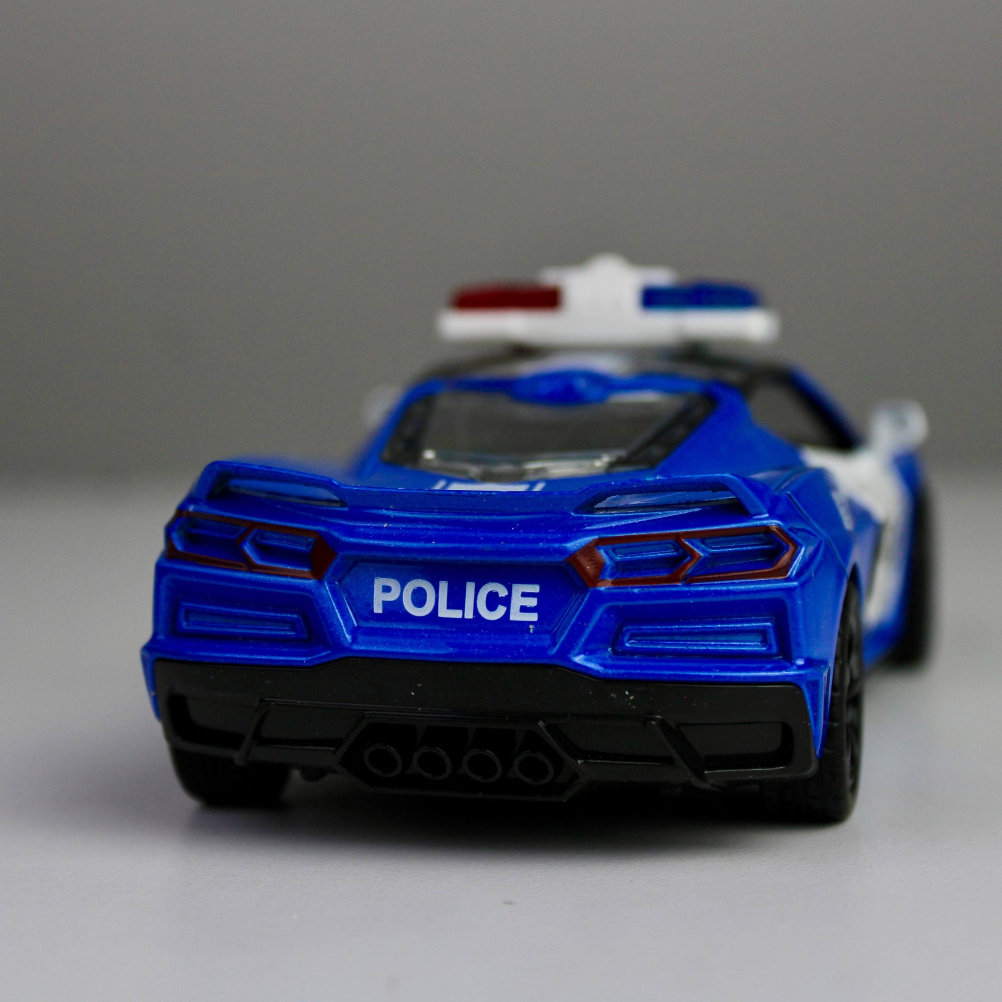 Police Sports Car Die-Cast 1:28 – Metal Model with Lights & Siren Sounds