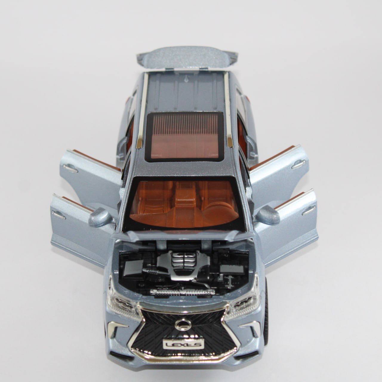 Lexus LX 570 – 1:24 Scale Die-Cast Model