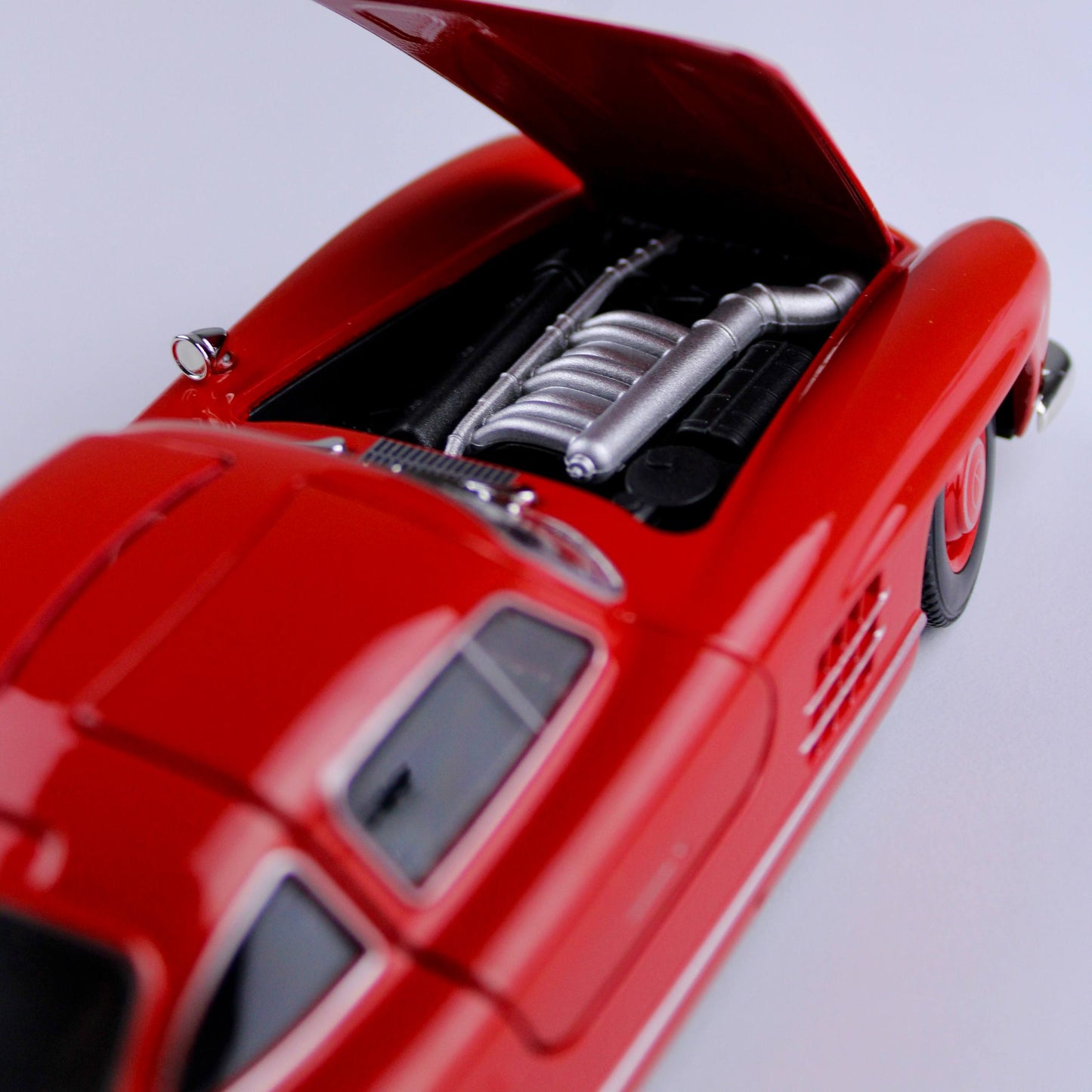 Mercedes-Benz 300 SL - Red