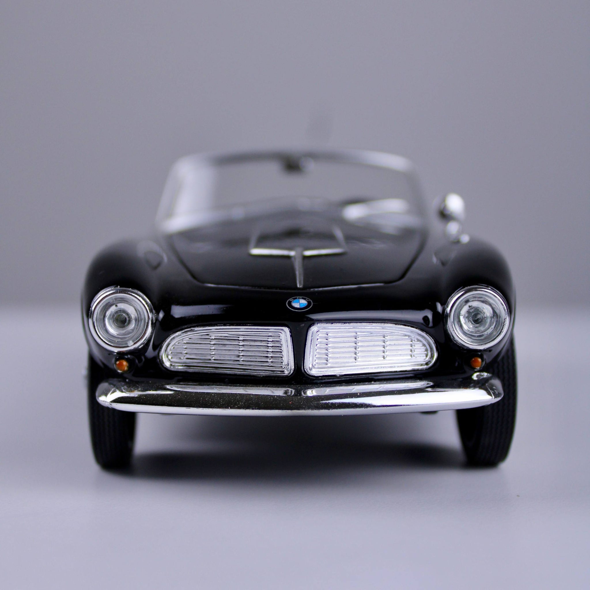 BMW 507 Die-Cast Model Car – 1:24 Scale by Welly NEX