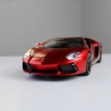 Lamborghini Countach LPI 800-4 Diecast Model – Luxury Supercar Replica (1:18)