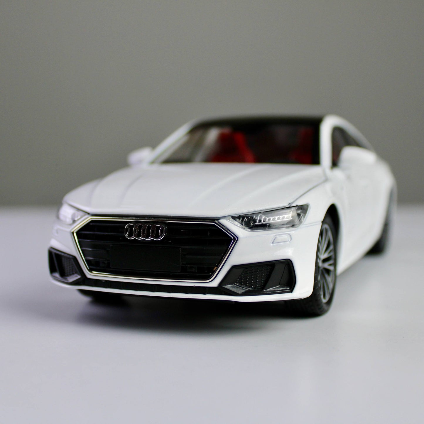 Audi A7 1:24 Die-Cast Model Car