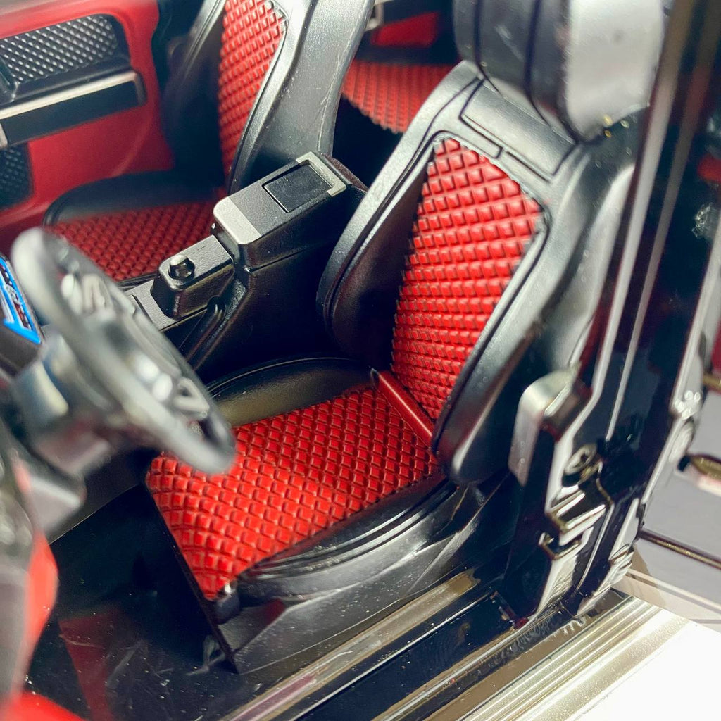 Mercedes-Benz BRABUS G800 1:18 Scale Die-Cast Model Car